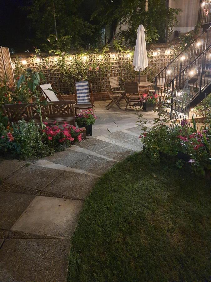 Appartamento The Sky Penthouse Winchester Esterno foto