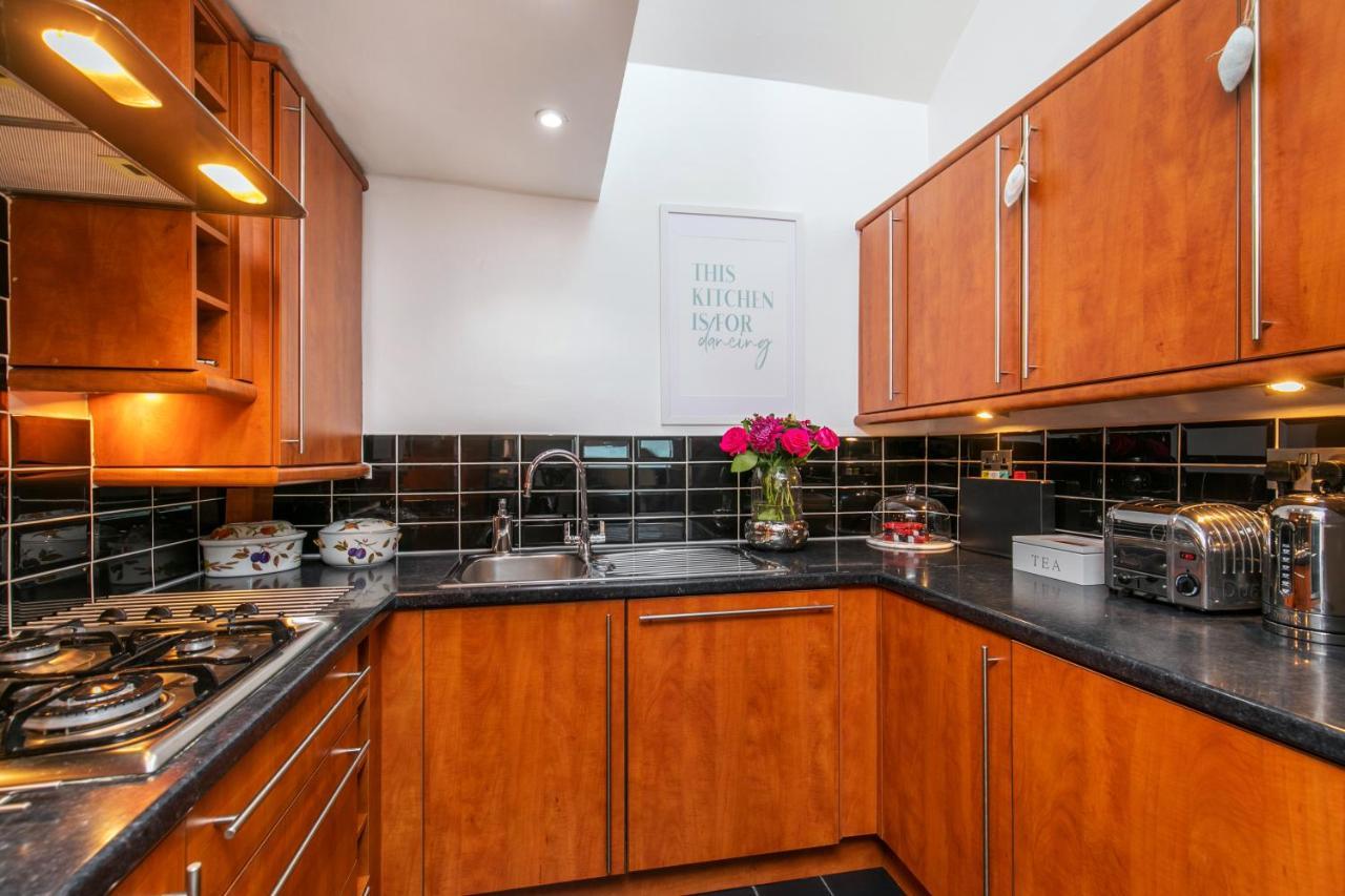 Appartamento The Sky Penthouse Winchester Esterno foto